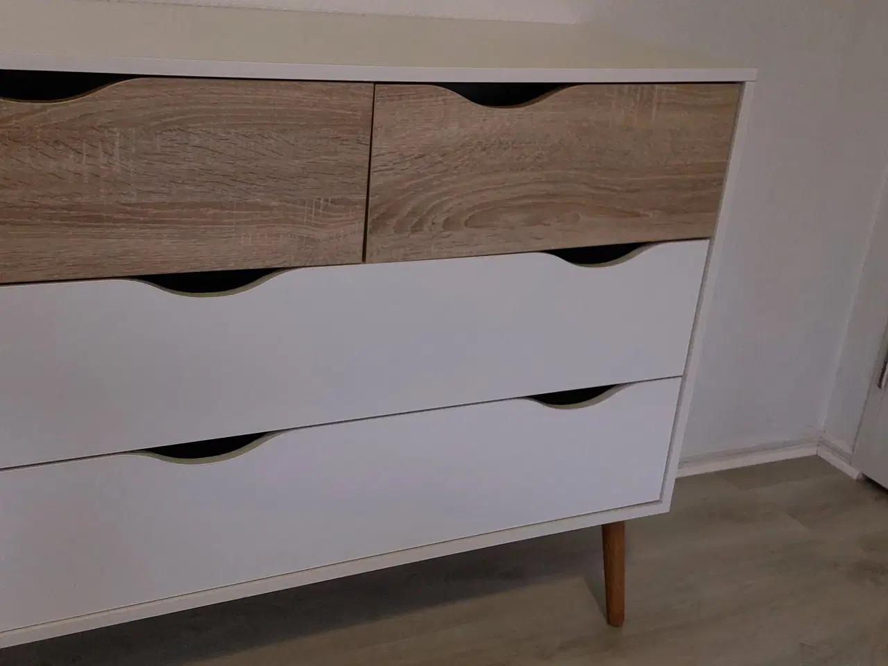 Billede 9 - Flott egebord med 2 forlengelseplater a 50cm 