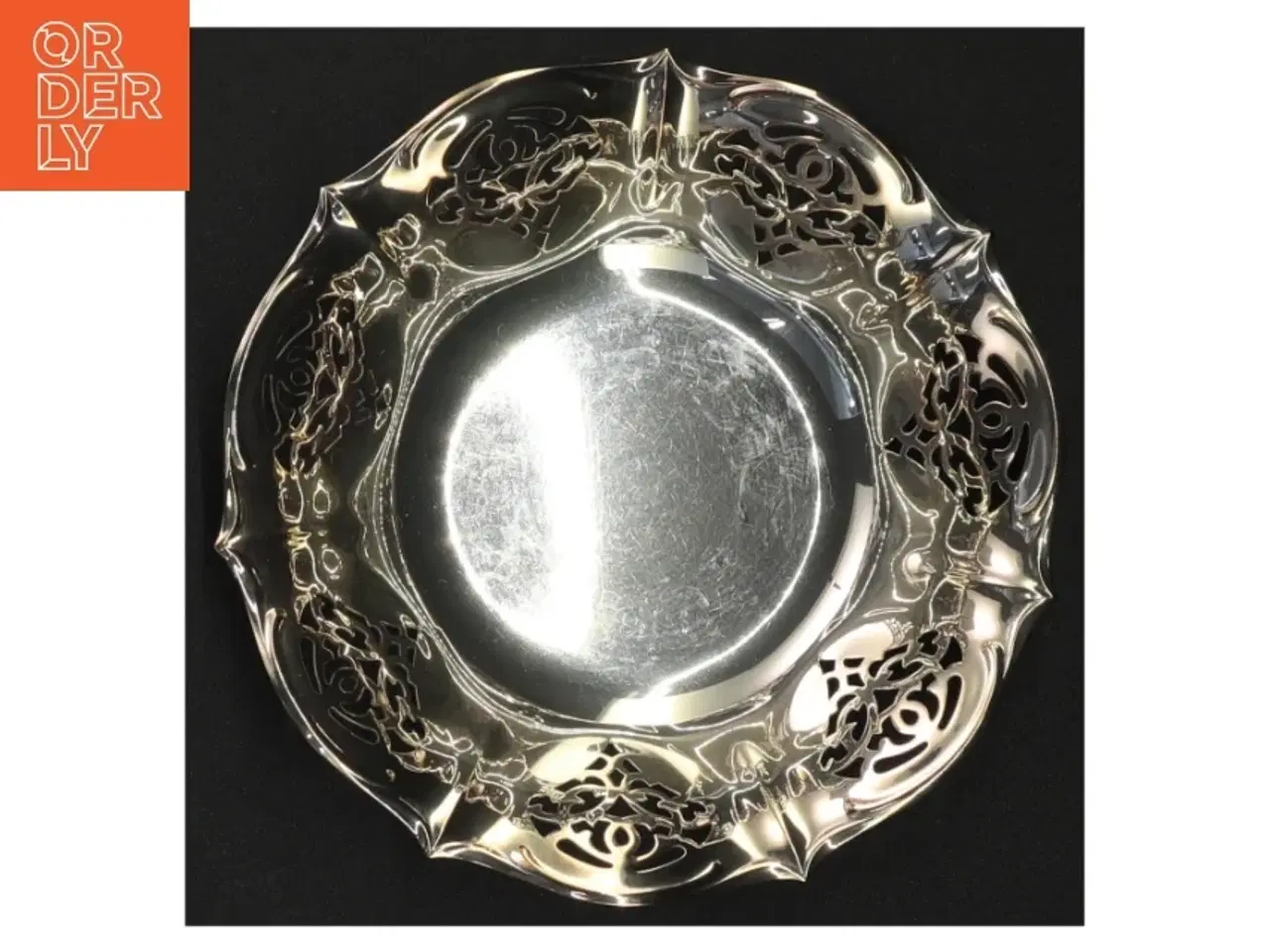 Billede 3 - Sølvfarvet metal bakke (str. 15 x 4 cm)