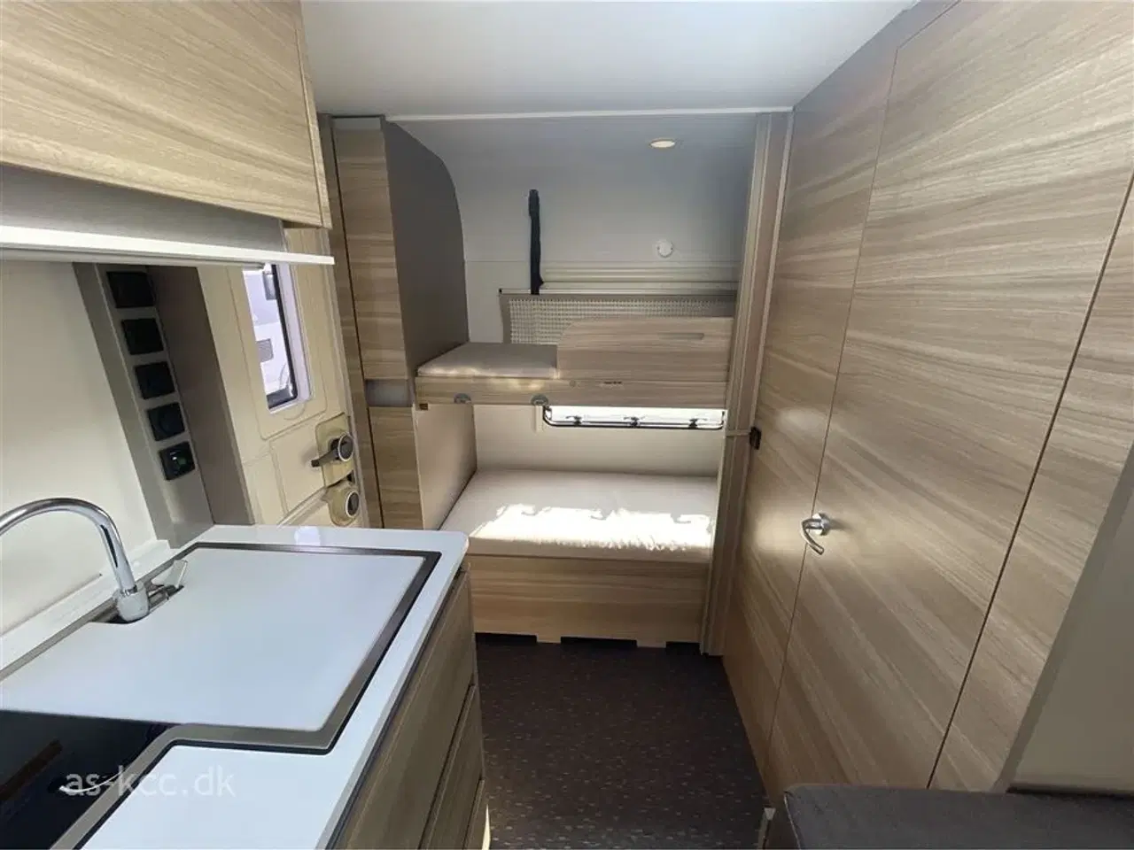 Billede 6 - 2016 - Adria Altea 542 PK   Adria Altea 542 PK Dobbeltseng og køjer