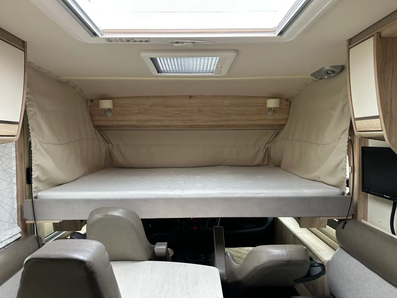 Billede 17 - Hel integreret Autocamper 