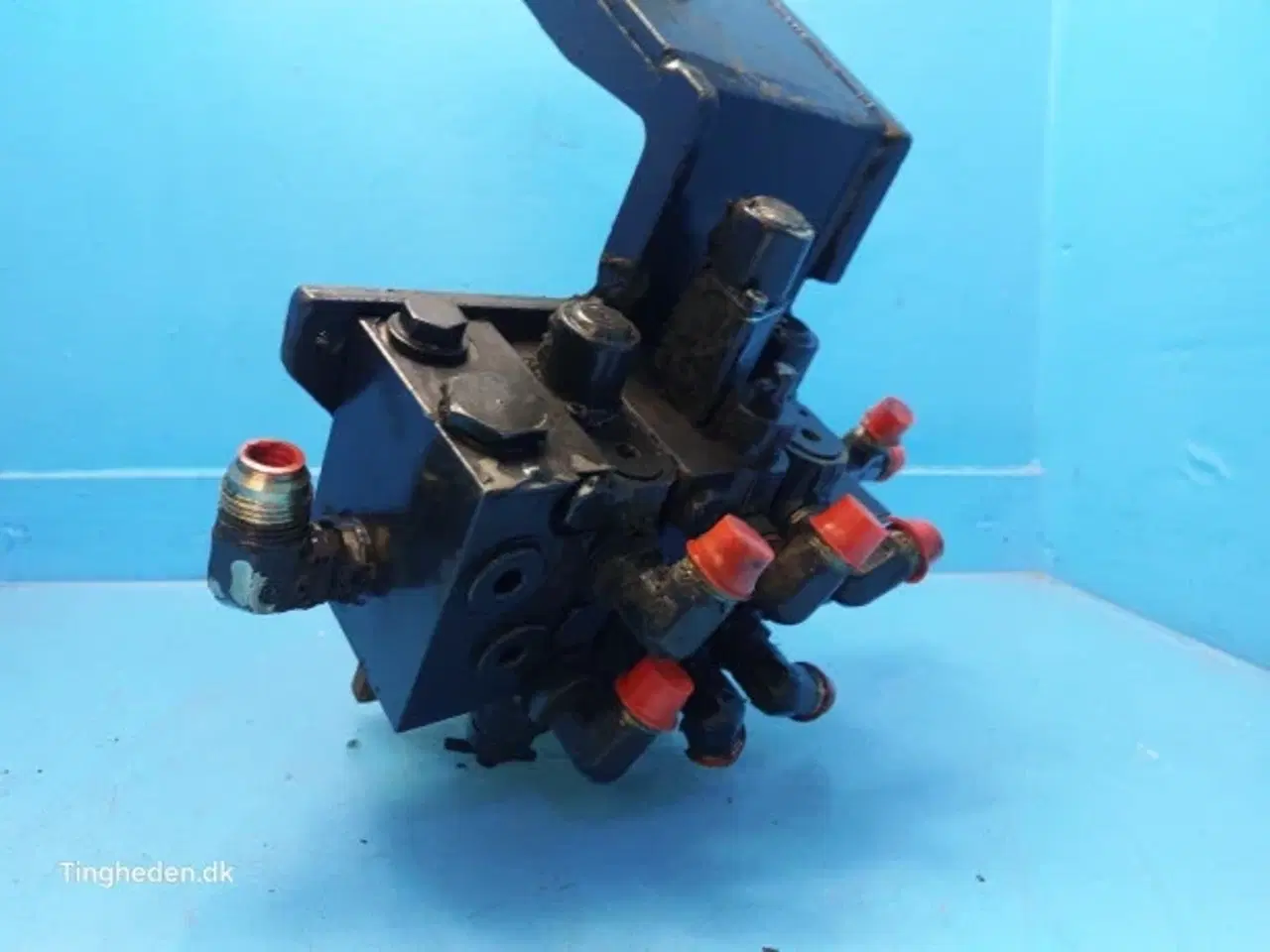 Billede 3 - Valmet 8050 Hydraulikventil 32536400