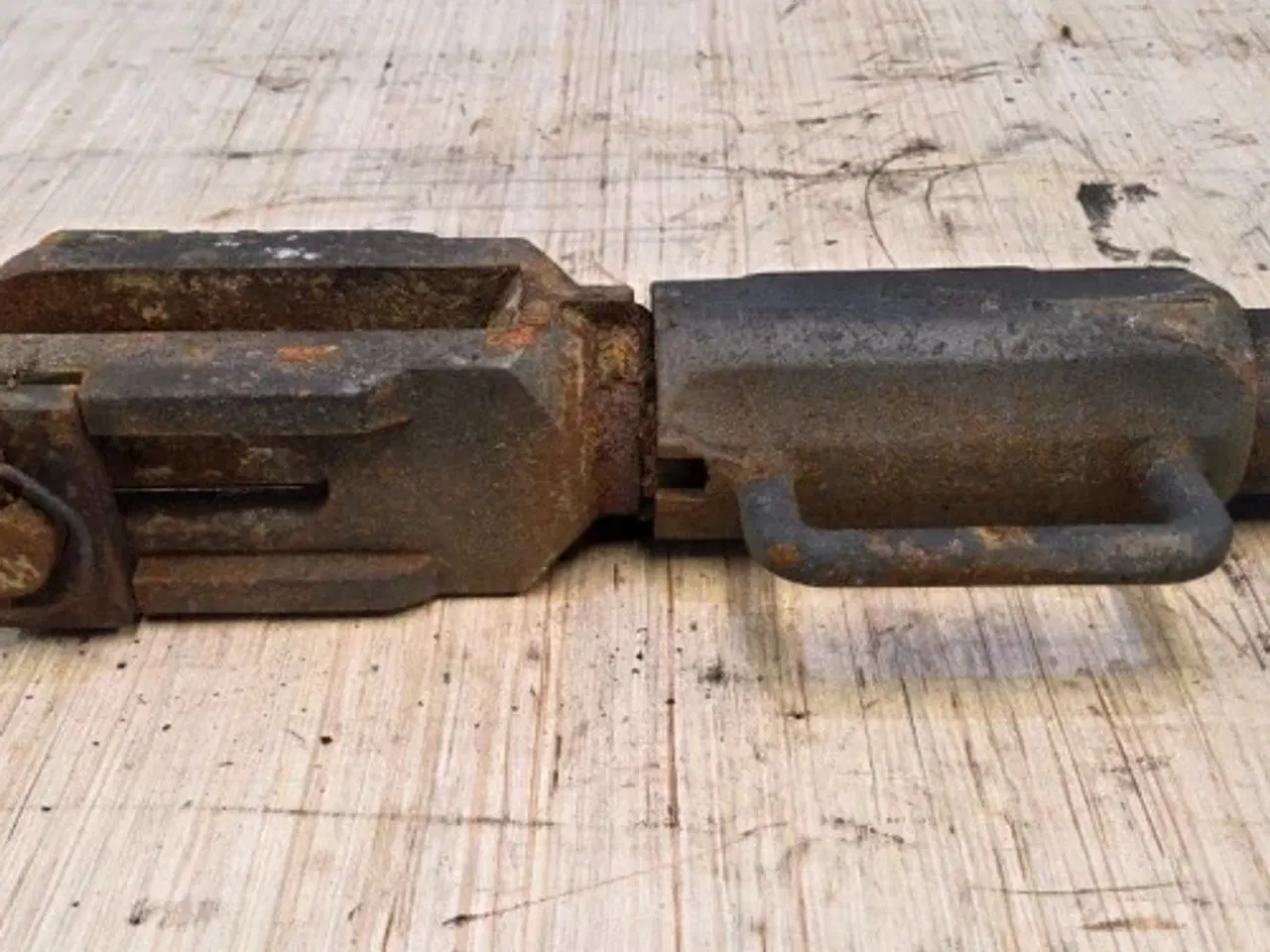 Billede 10 - Valtra T213 Liftspindel ACV0200680