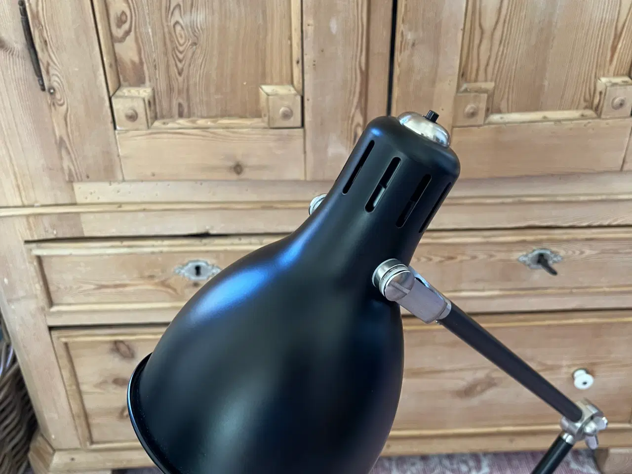 Billede 2 - Skrivebordslampe - IKEA Aröd / sort