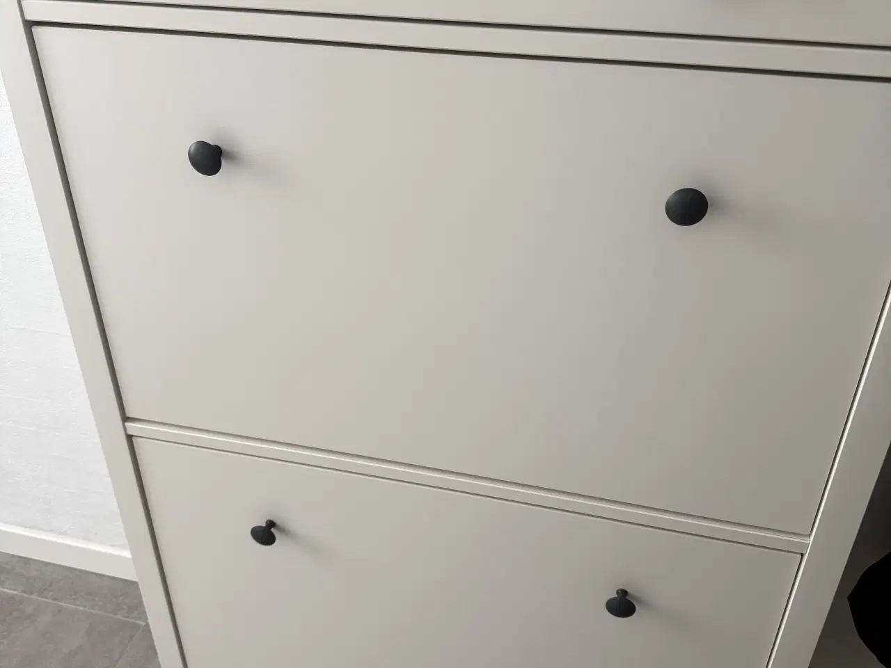 Billede 1 - Ikea Hemnes skoskab