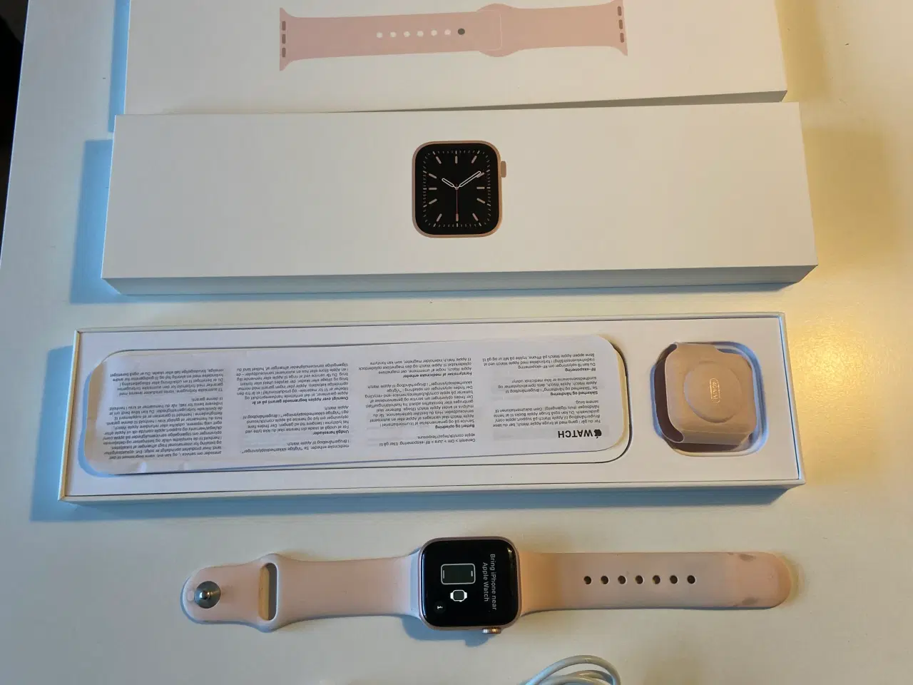 Billede 2 - Apple Smart Watch serie 6 40 mm