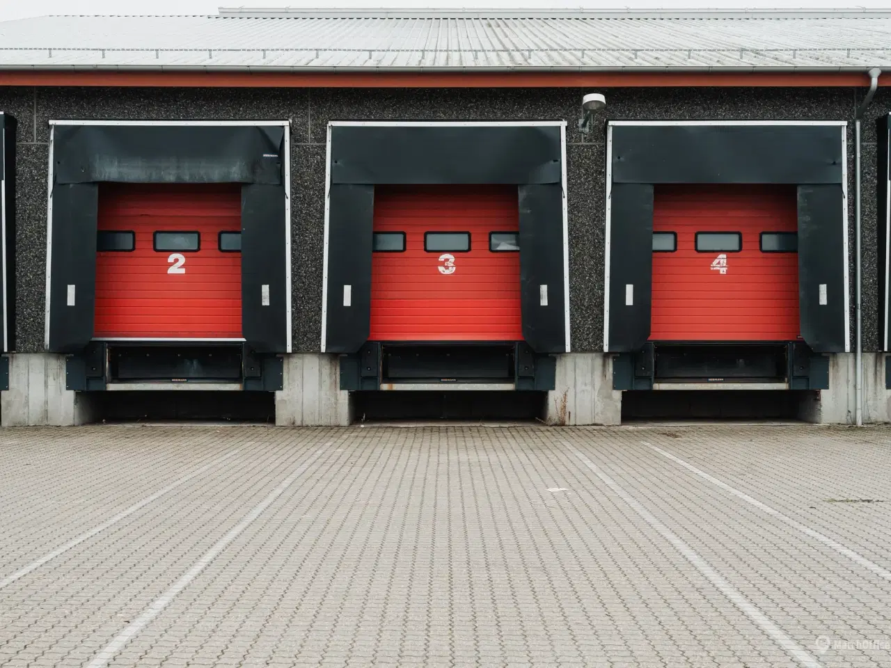 Billede 8 - Effektiv cross-dock med moderne kontorfaciliteter og optimal placering