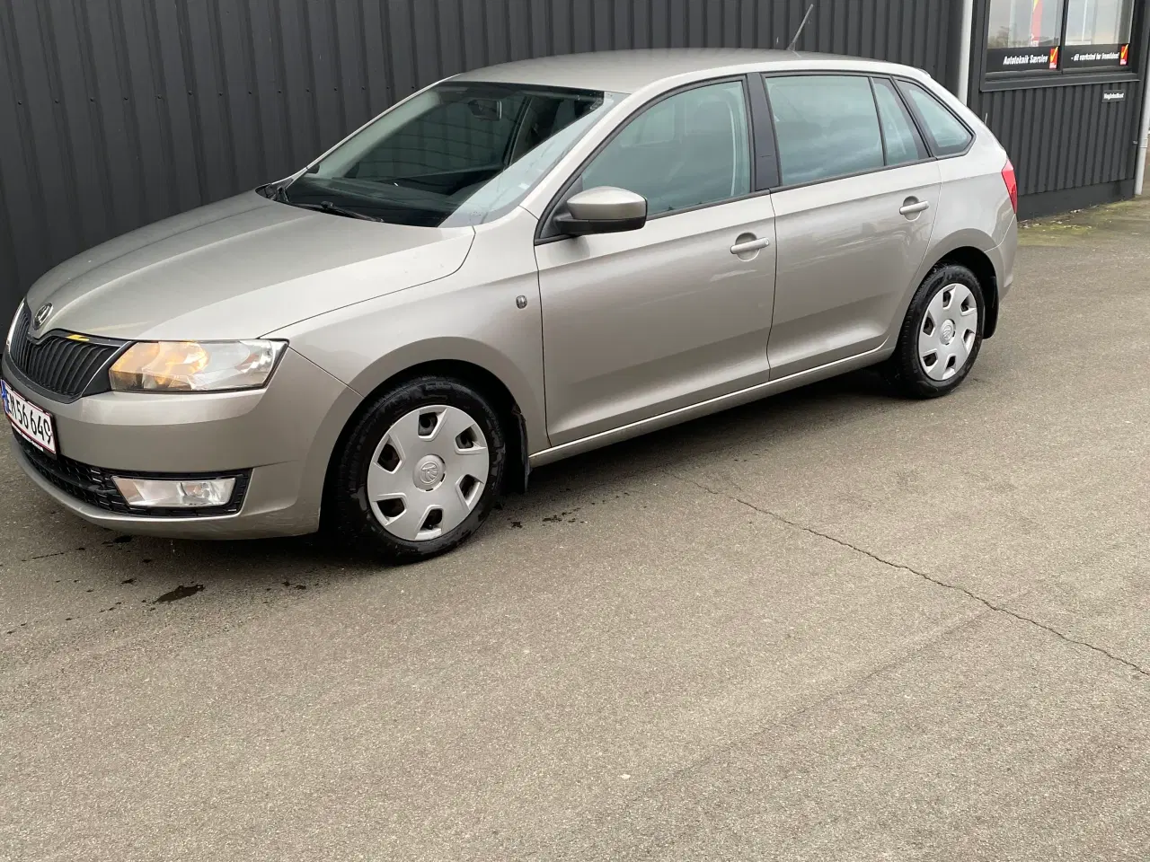 Billede 2 - Pæn og regulær Škoda rapid