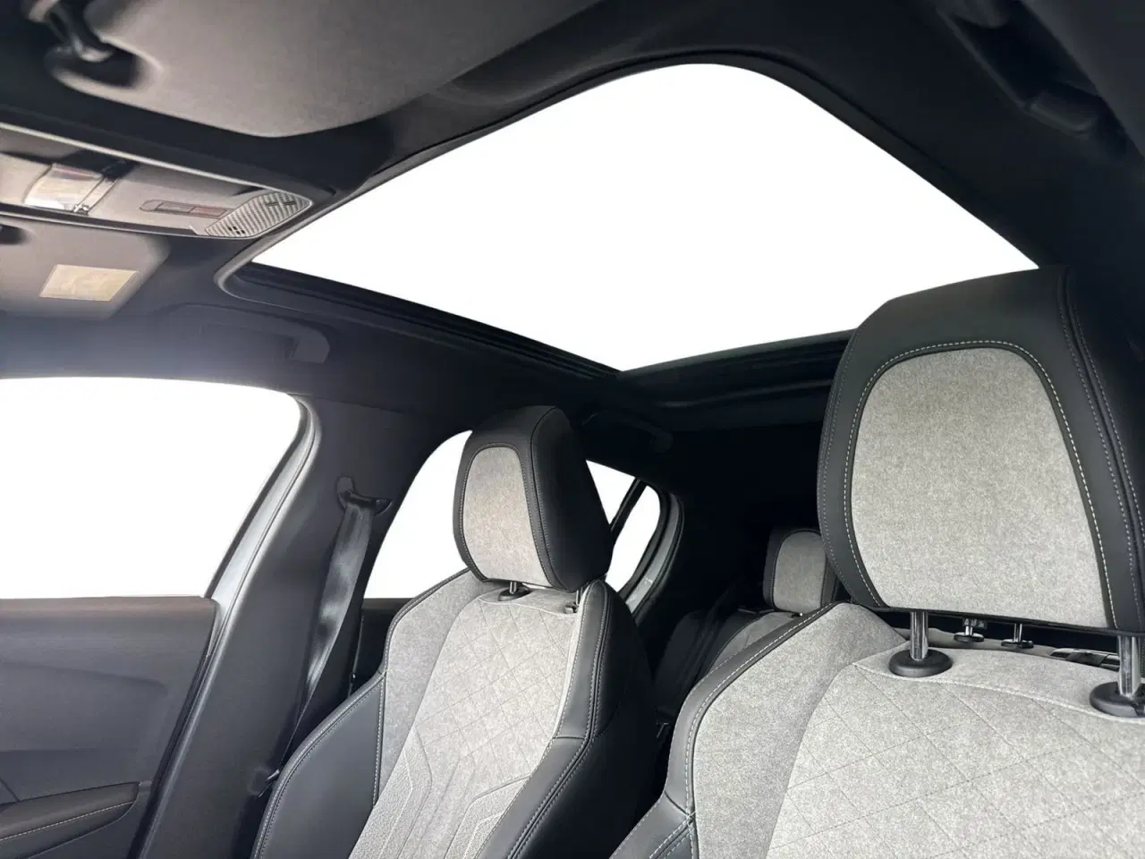 Billede 19 - Peugeot e-208 50 GT Sky
