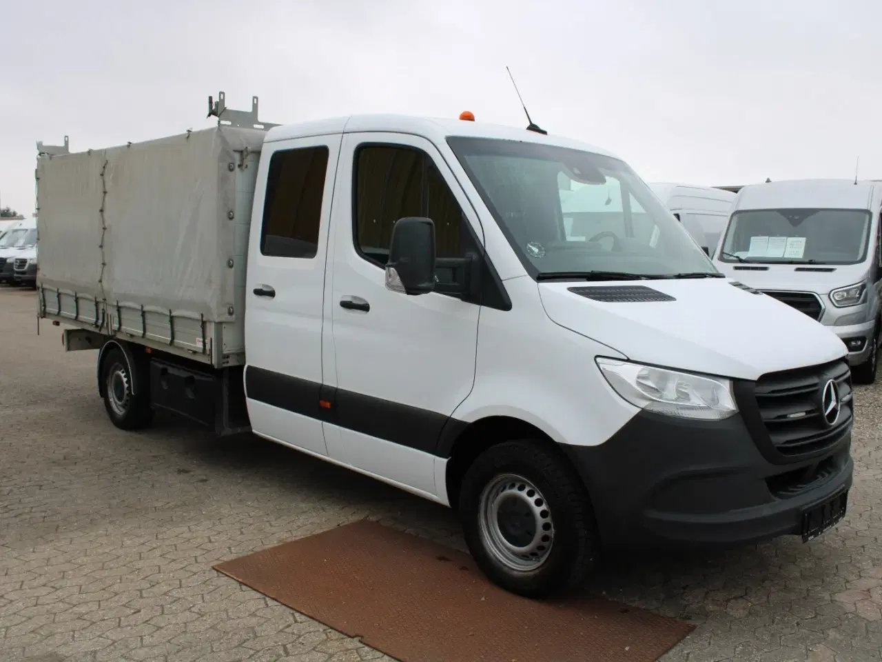 Billede 2 - Mercedes Sprinter 316 2,2 CDi A3 Mandskabsvogn m/lad aut. RWD