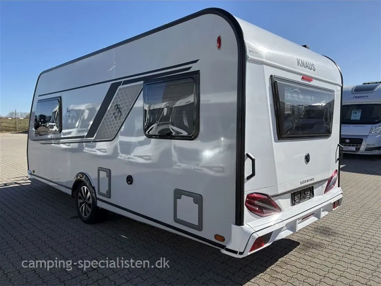 Billede 3 - 2023 - Knaus Südwind 500 EU "60 Years Celebration" Knaus Südwind 500 EU 60 Years Celebration 2023 - Se den nu hos Camping-Specialisten.dk