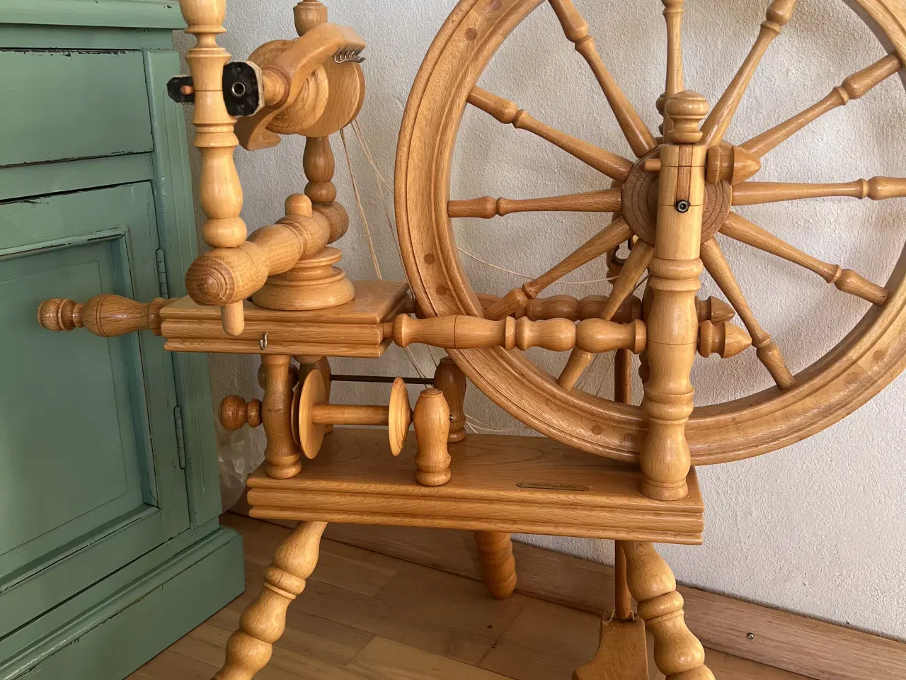 Billede 1 - Fin spinderok fra Ribe trædrejeri solgt
