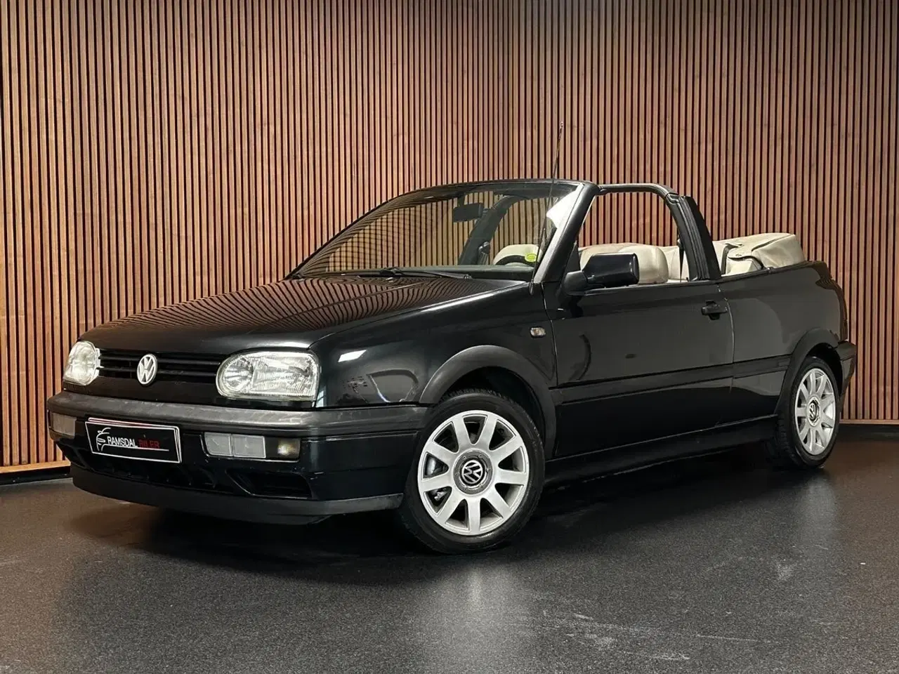 Billede 1 - VW Golf III 1,8 Cabriolet