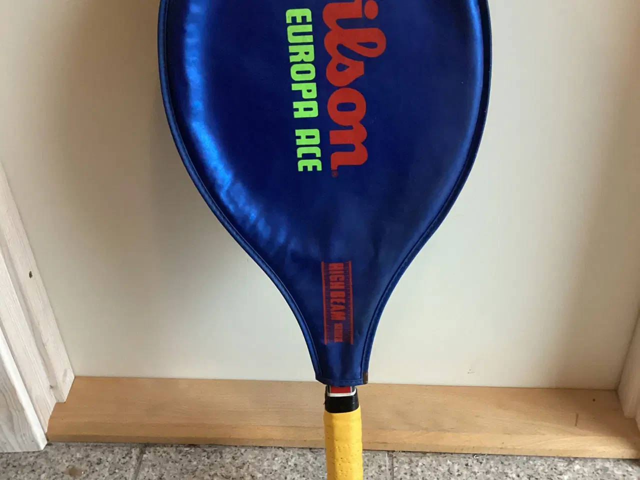 Billede 2 - Fin kvalitets WILSON tennisketcher m. cover