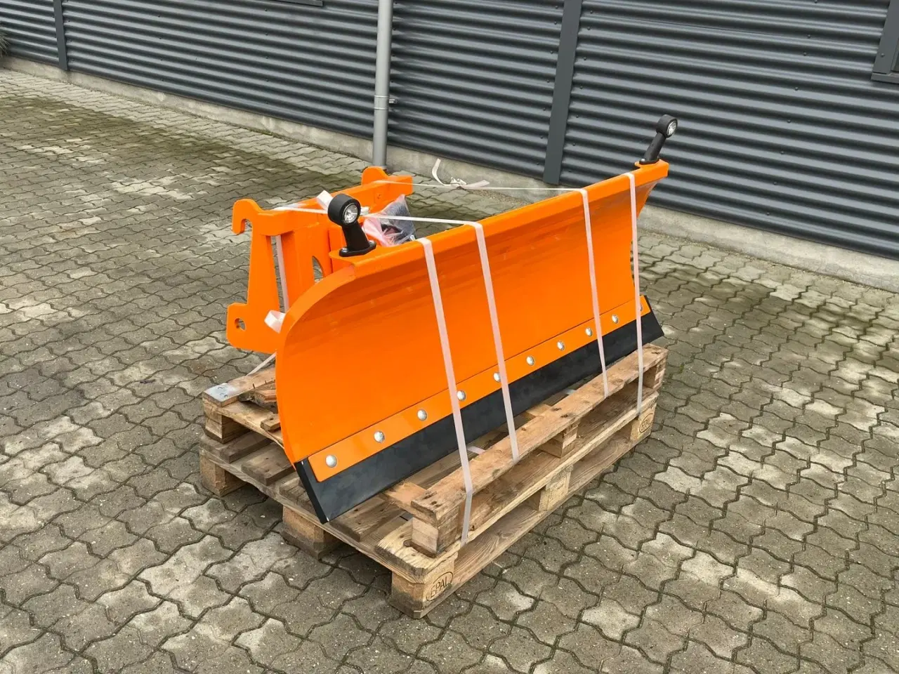 Billede 2 - Sigma Pro g103 150 150cm sneplov med hydraulisk sving og Giant fæste