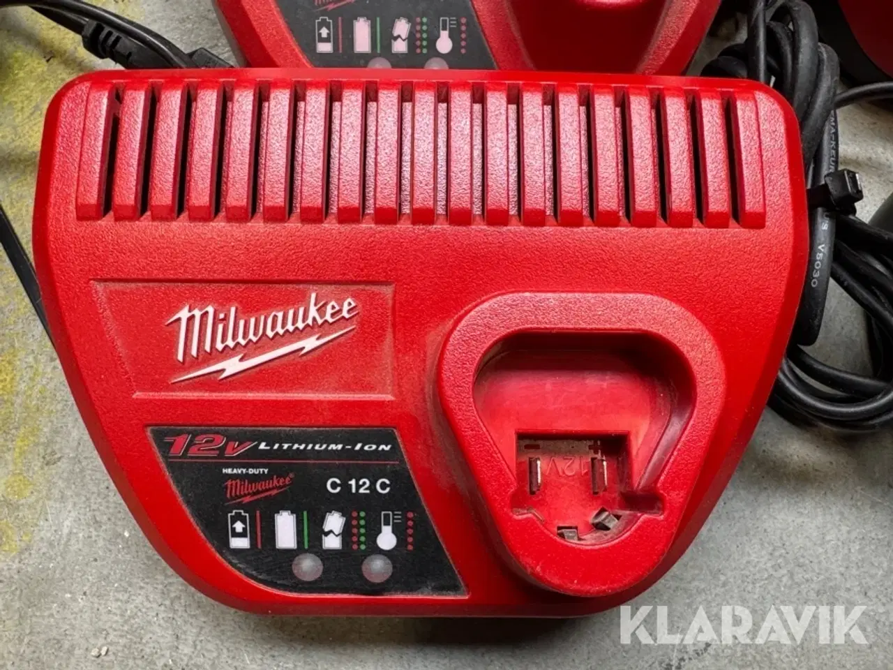 Billede 2 - Batteri oplader til 12 volt Milwaukee 12 V 6 styks