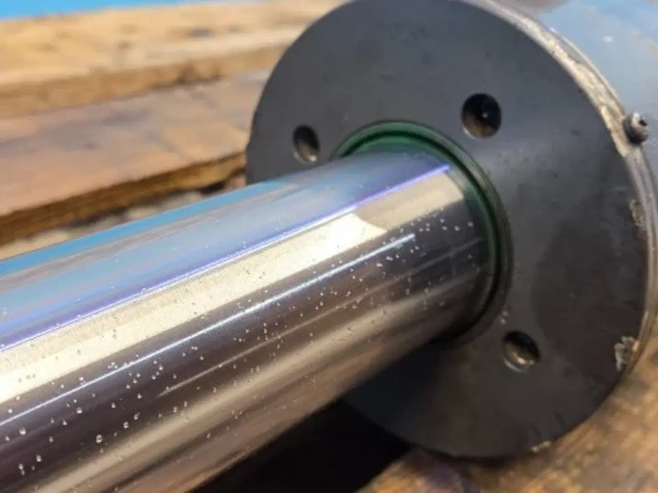 Billede 17 - New Holland LB115B Cylinder 85800830