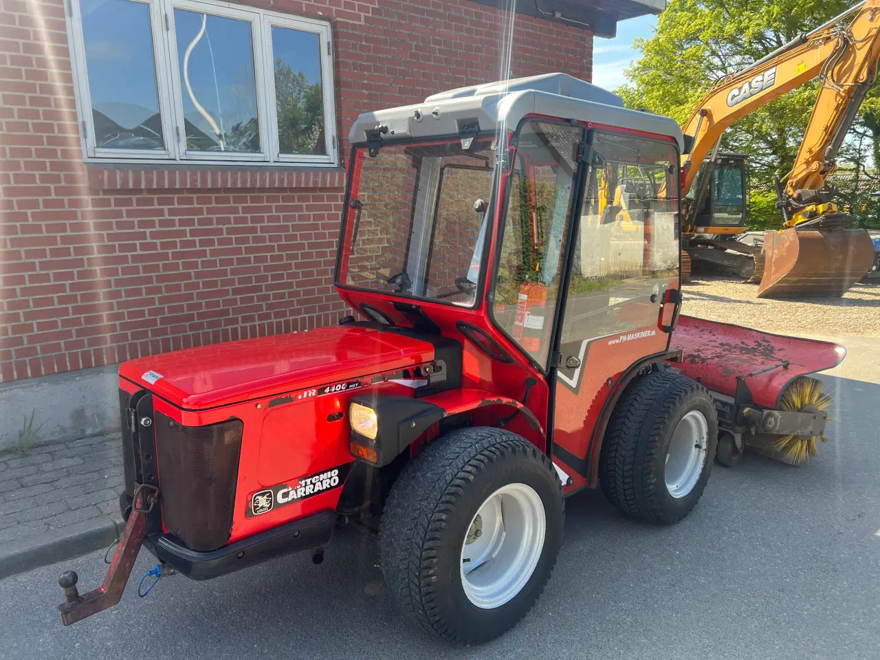 Billede 1 - Carraro HST 4400 TTR ( bemærk standen ) 