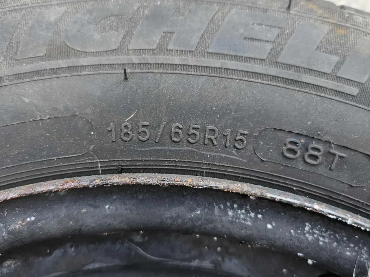 Billede 2 - Michelin sommerdæk 185/65/15