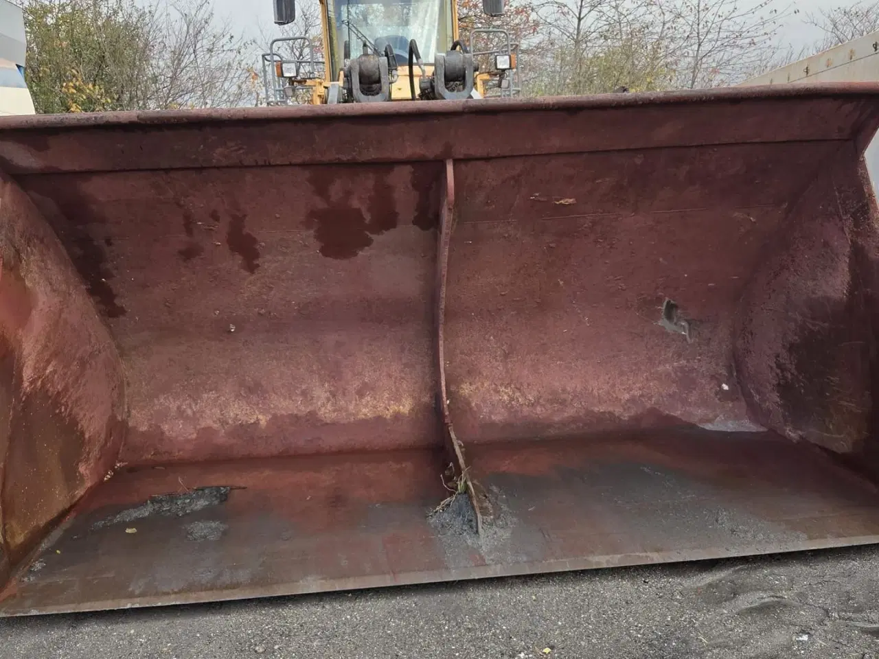 Billede 8 - Volvo L330D Stor ged med 16L motor med 496hk, skovl og centralsmørring.