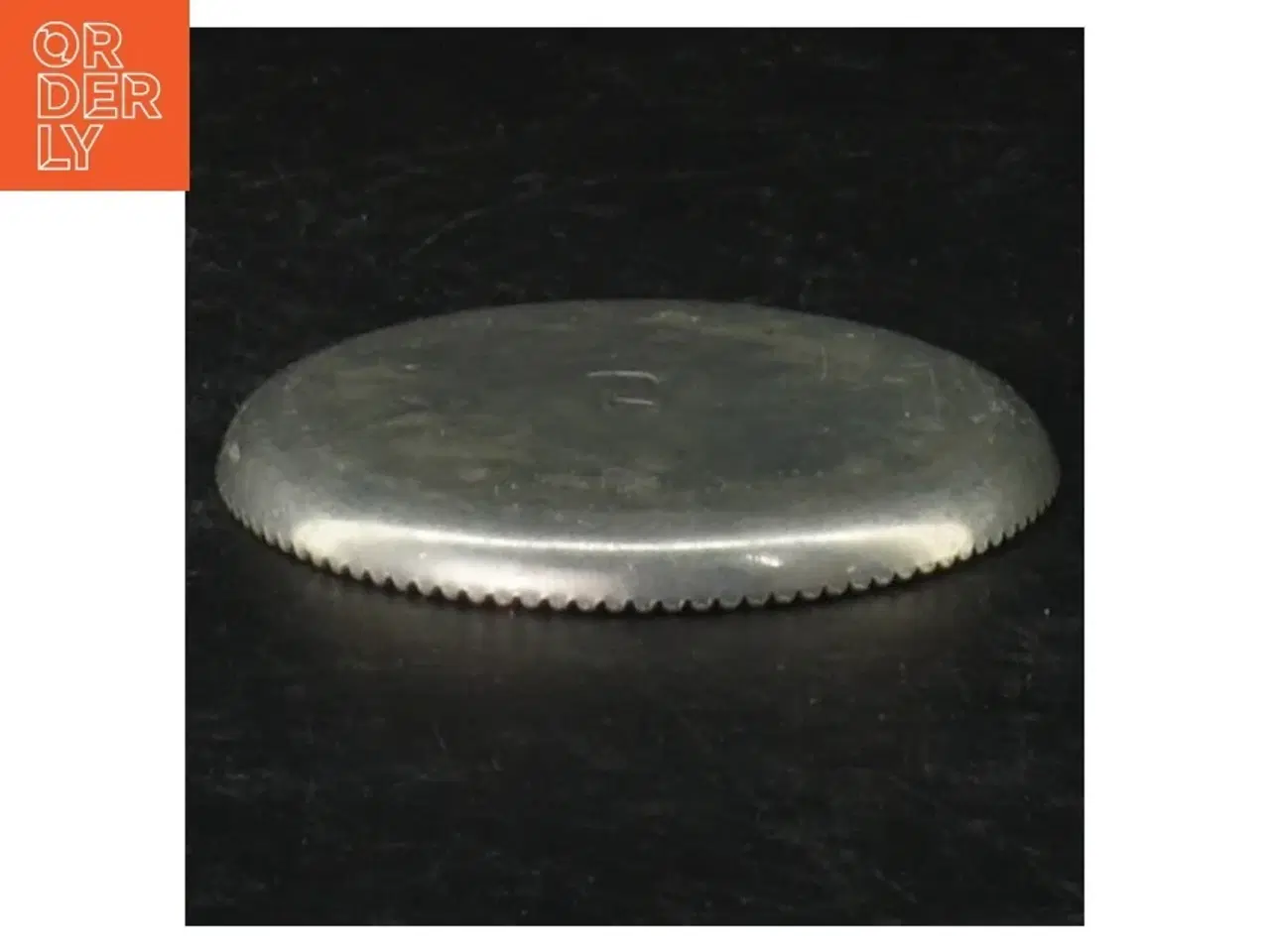 Billede 3 - Sølvfarvede metalbakker (str. Ø 6,5 cm)
