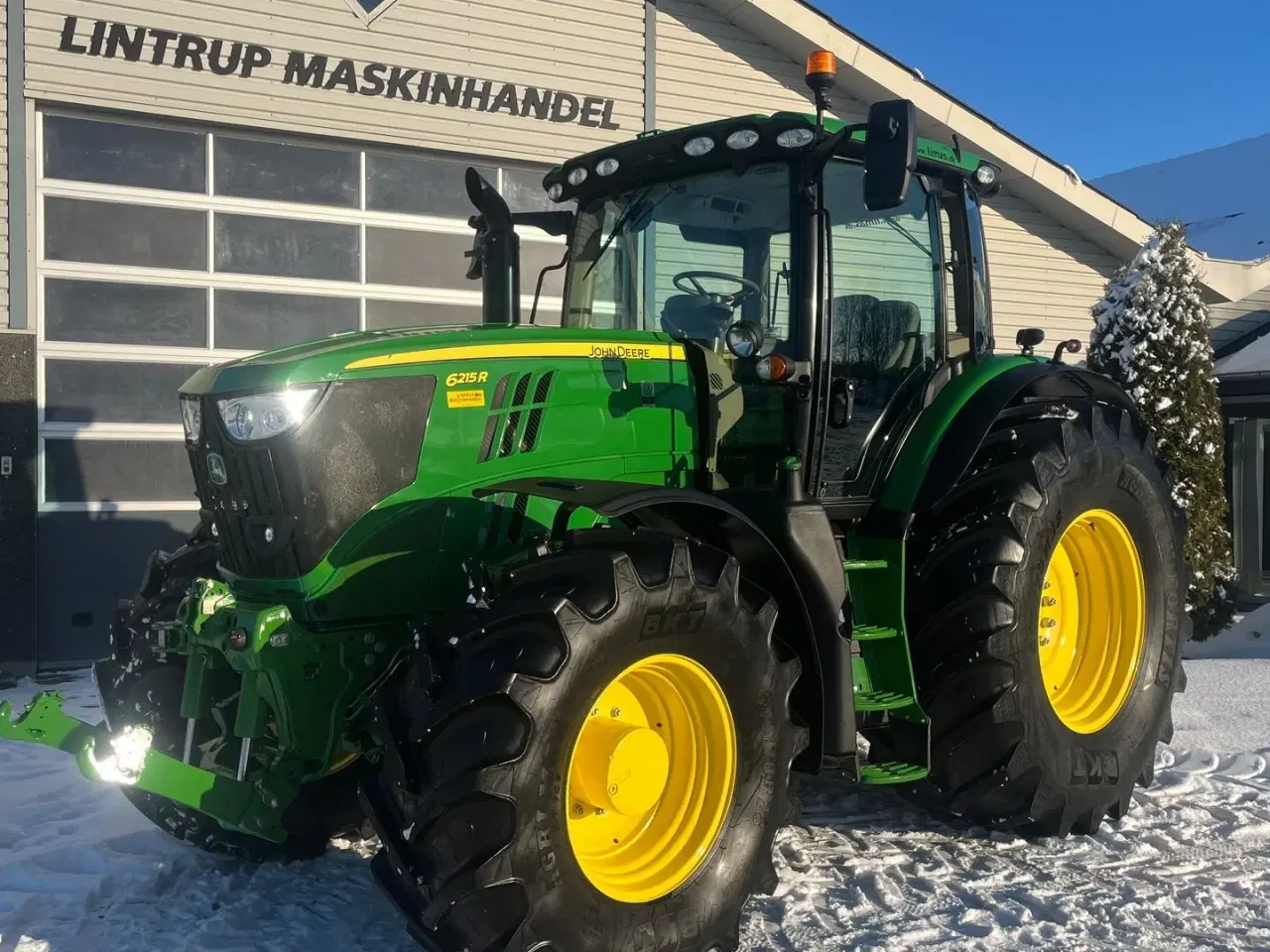 Billede 2 - John Deere 6215R Med frontlift