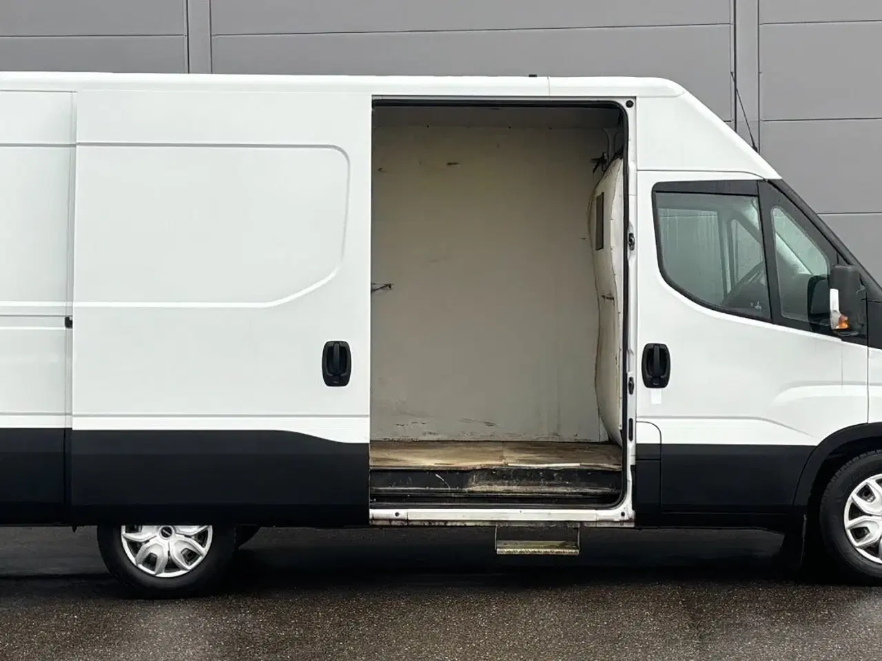 Billede 9 - Iveco Daily 3,0 35S17 12m³ Van