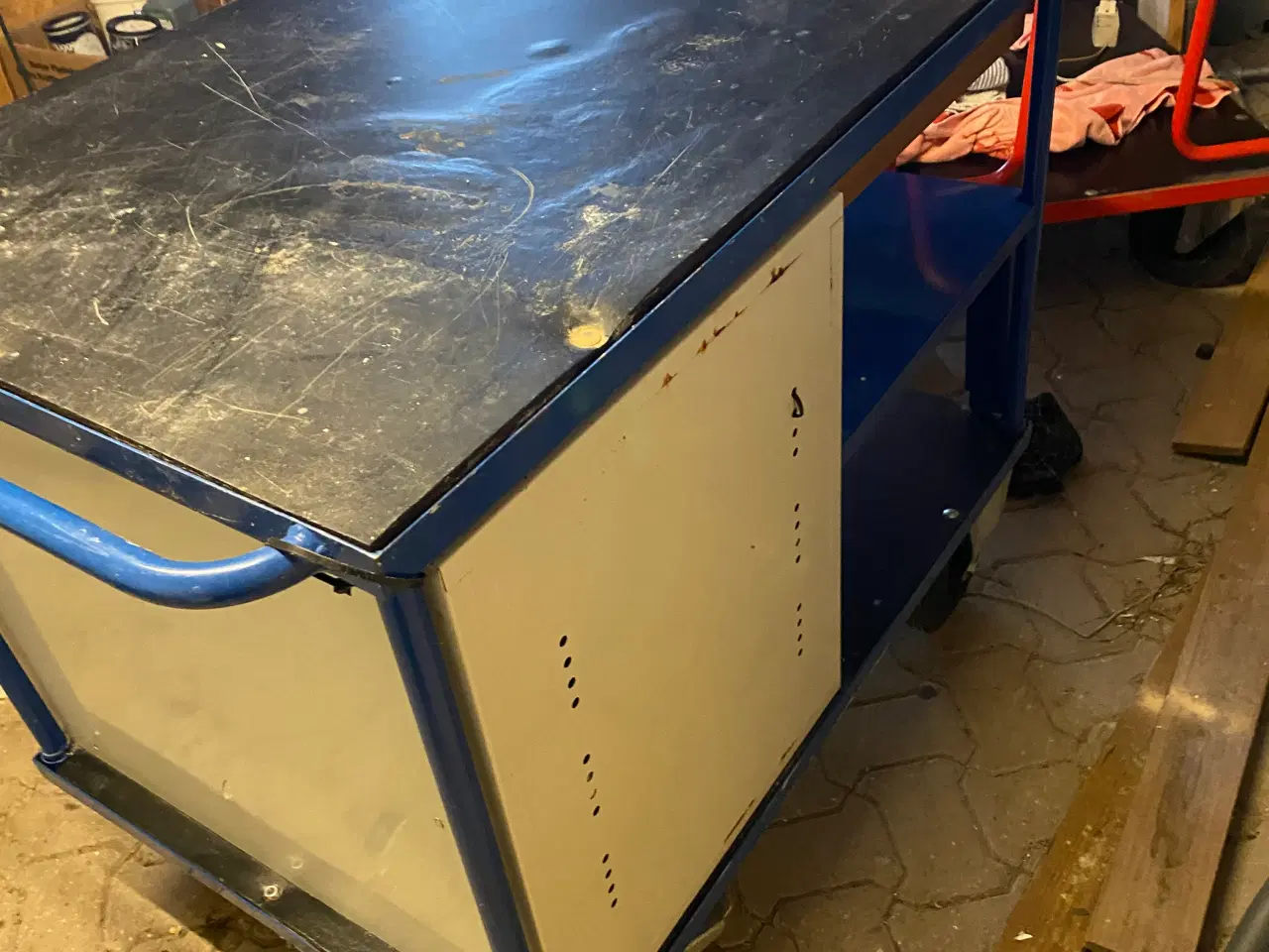 Billede 4 - Vogn med to drejehjul m bremser. 