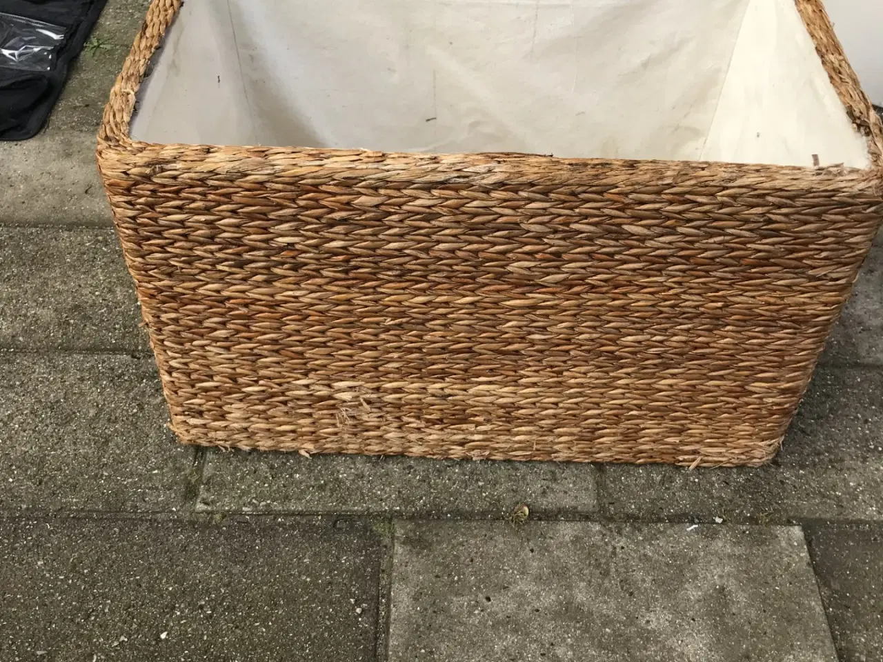 Billede 1 - stor fletkurv