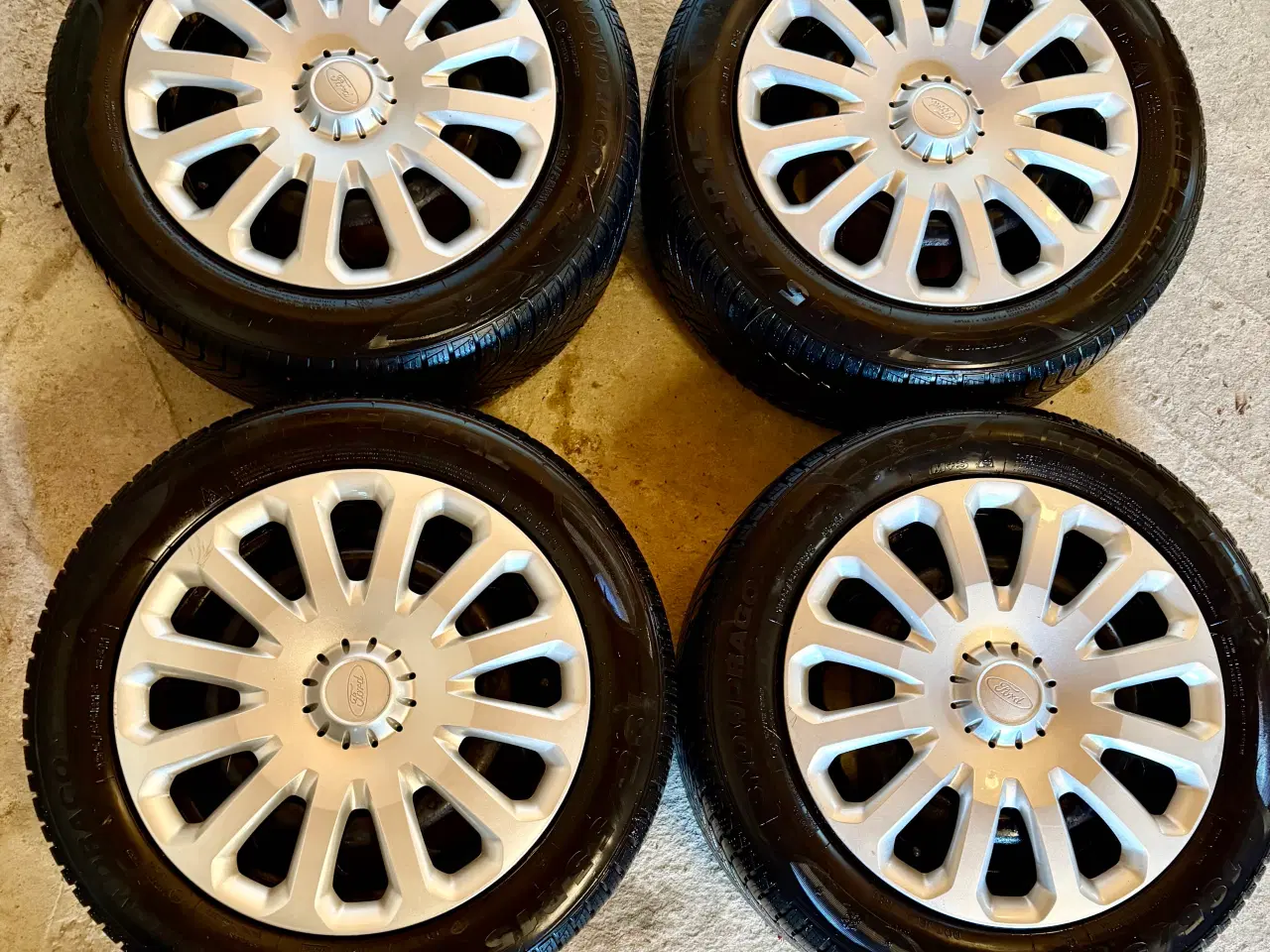Billede 2 - Fine vinterhjul til Ford Fiesta sælges