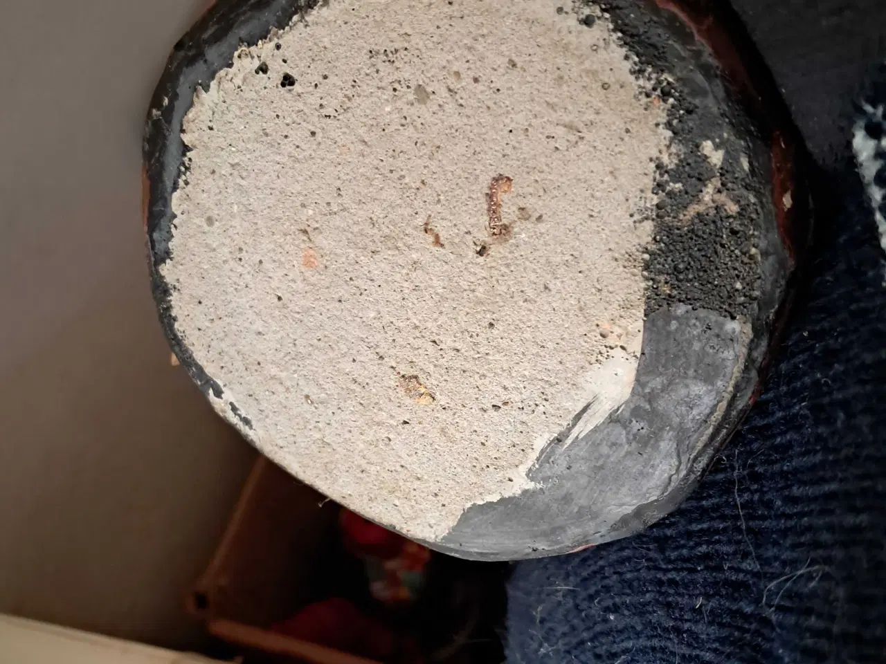 Billede 5 - Retro havenisse i cement – 28 cm, håndmalet (1970’