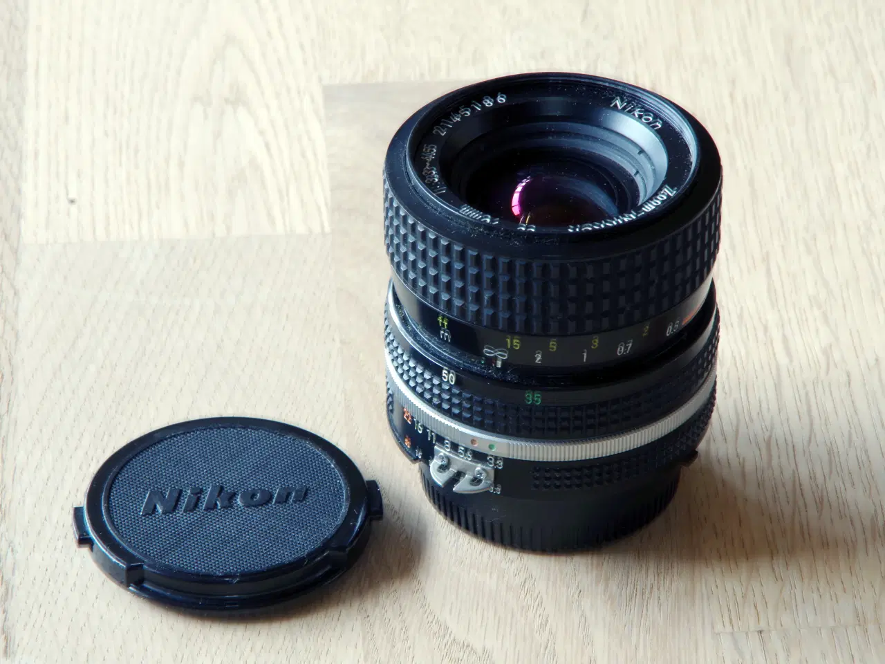 Billede 2 - Nikon objektiver og vertikal søger m.m.