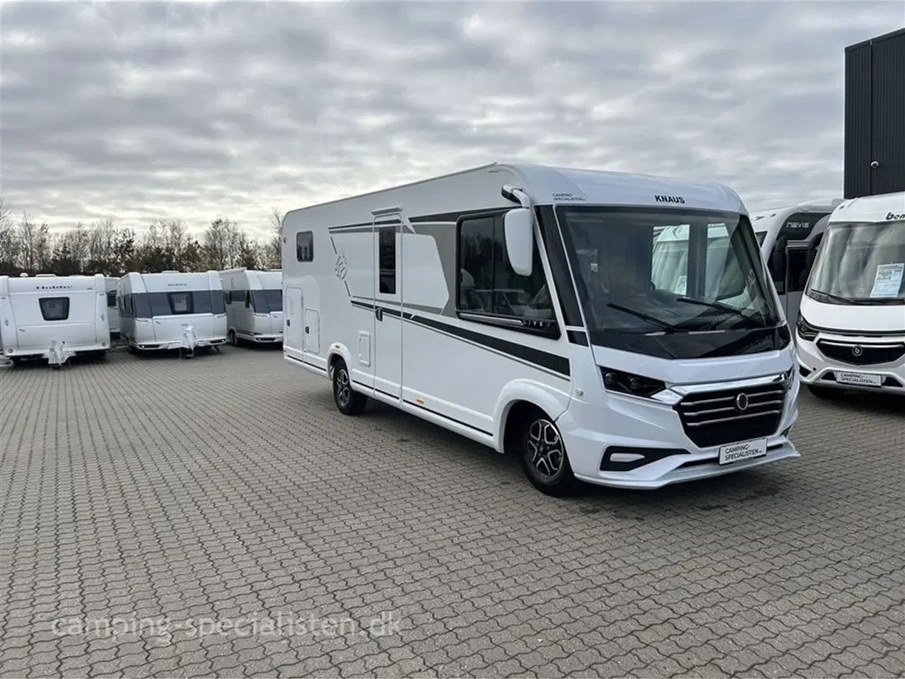 Billede 4 - 2026 - Knaus L!VE I 700 MEG Nyhed Knaus L!VE I 700 MEG 2026 med helt nyt interiør - kan ses nu hos Camping-Specialisten