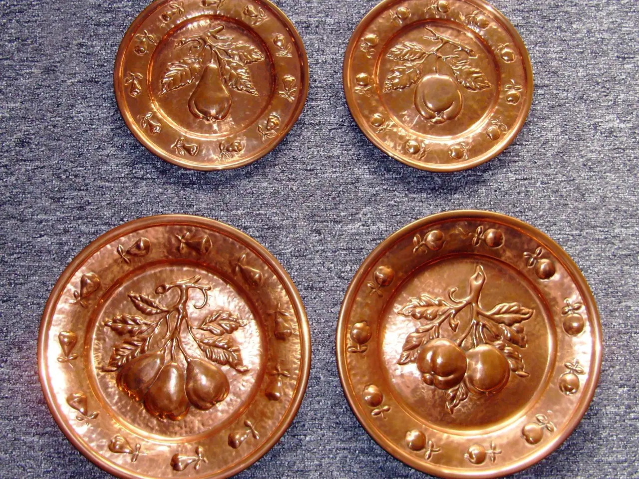 Billede 1 - Antikke kobber tallerkener / vægplatter