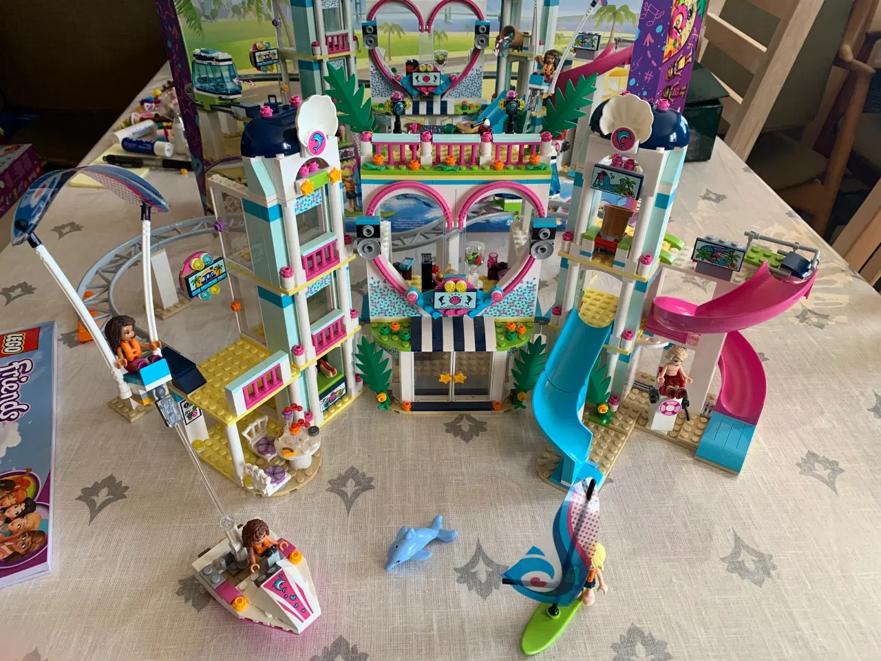 Billede 2 - Lego friends Heartlake feriecenter