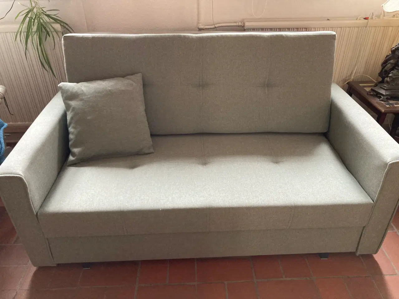 Billede 1 - Sovesofa, lille 2 personers sofa