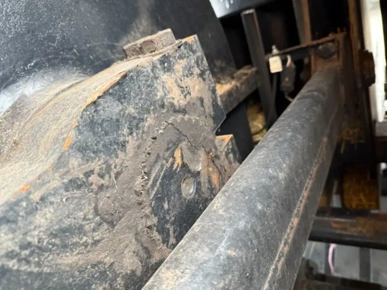 Billede 11 - New Holland BB9090 Sælges i dele/For Parts