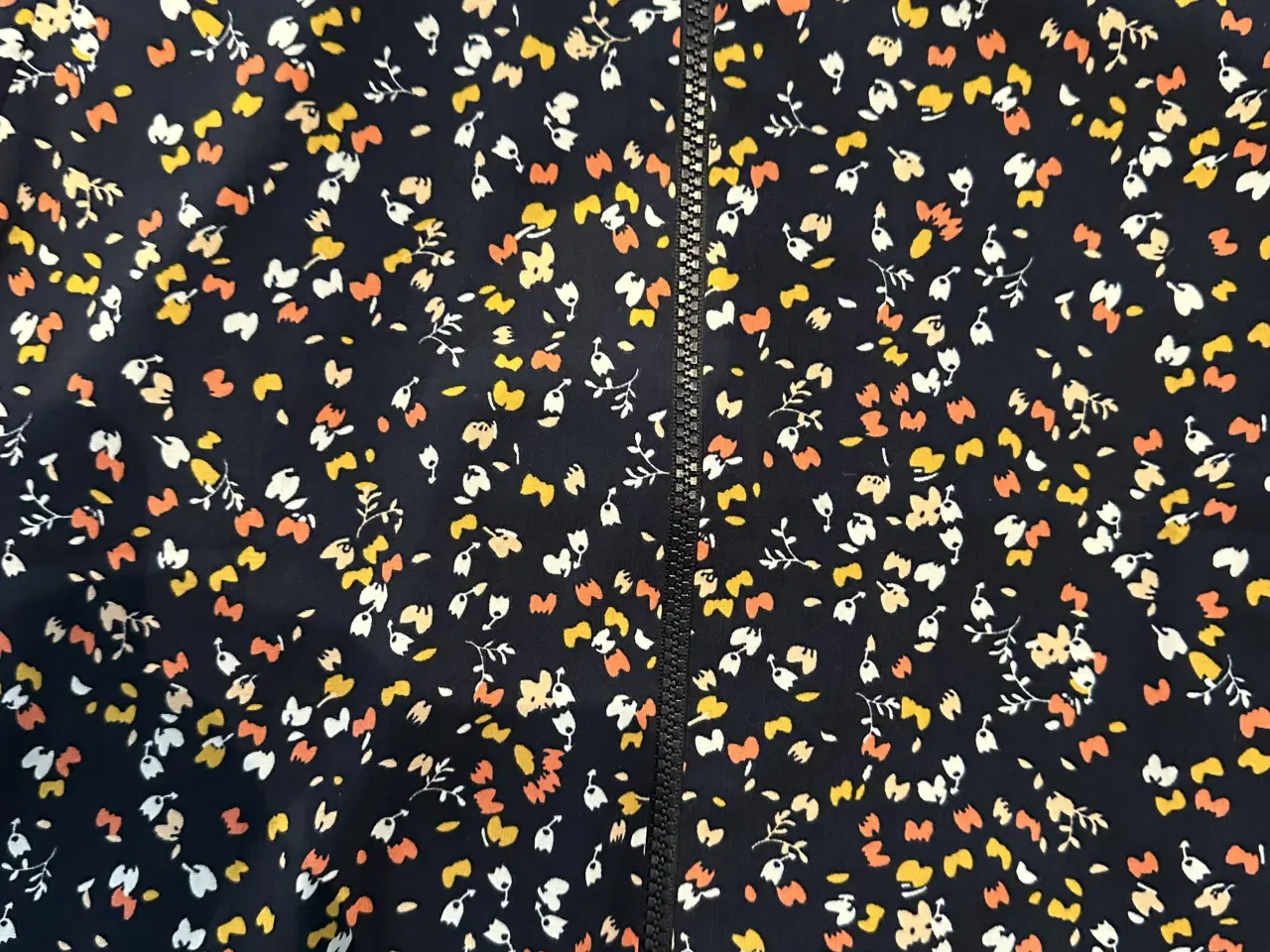 Billede 3 - Bomberjakke i str. 146/152