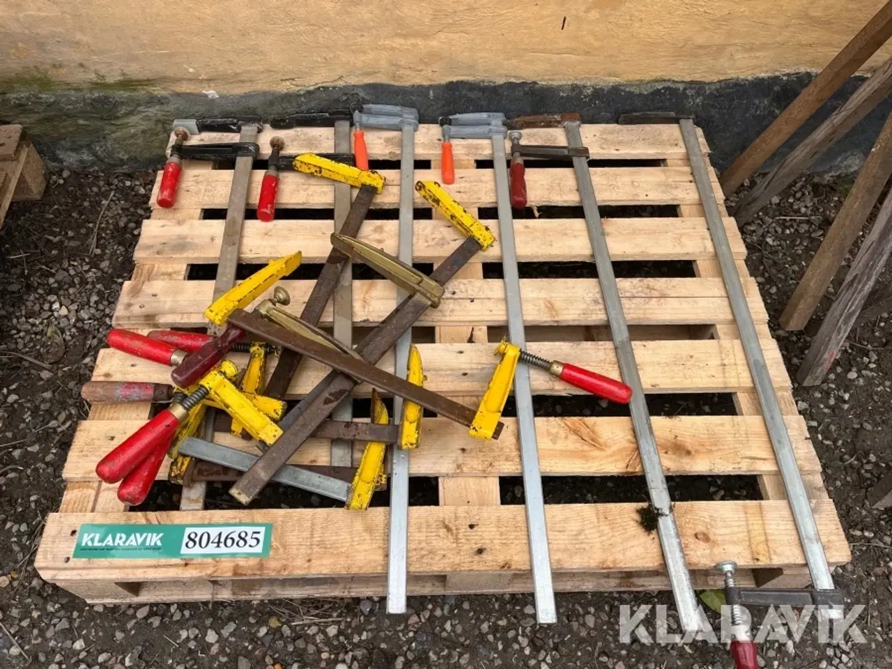 Billede 7 - Skruetvinger og sav