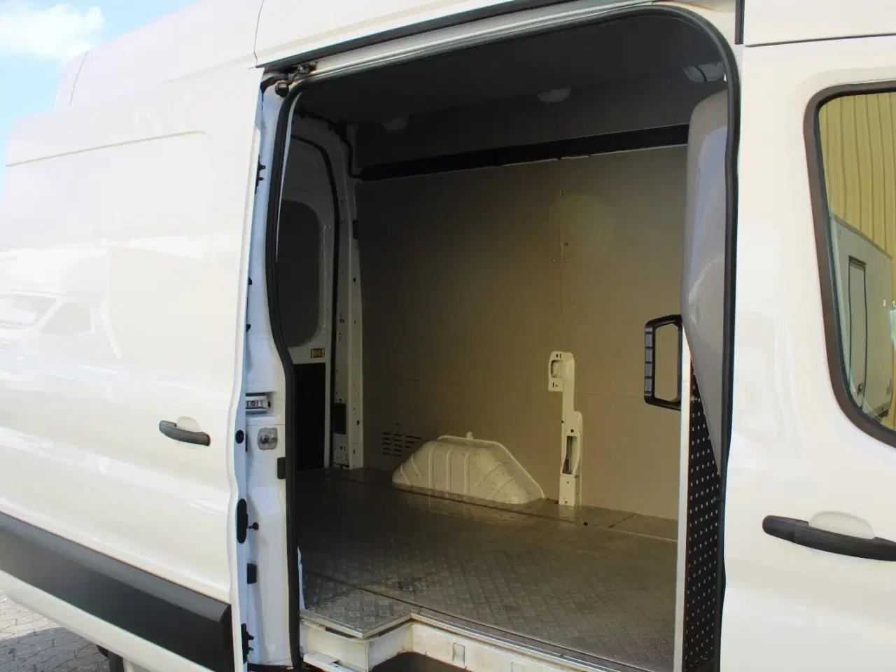 Billede 13 - Ford Transit 350 L2 Van 2,0 TDCi 170 Trend H3 AWD