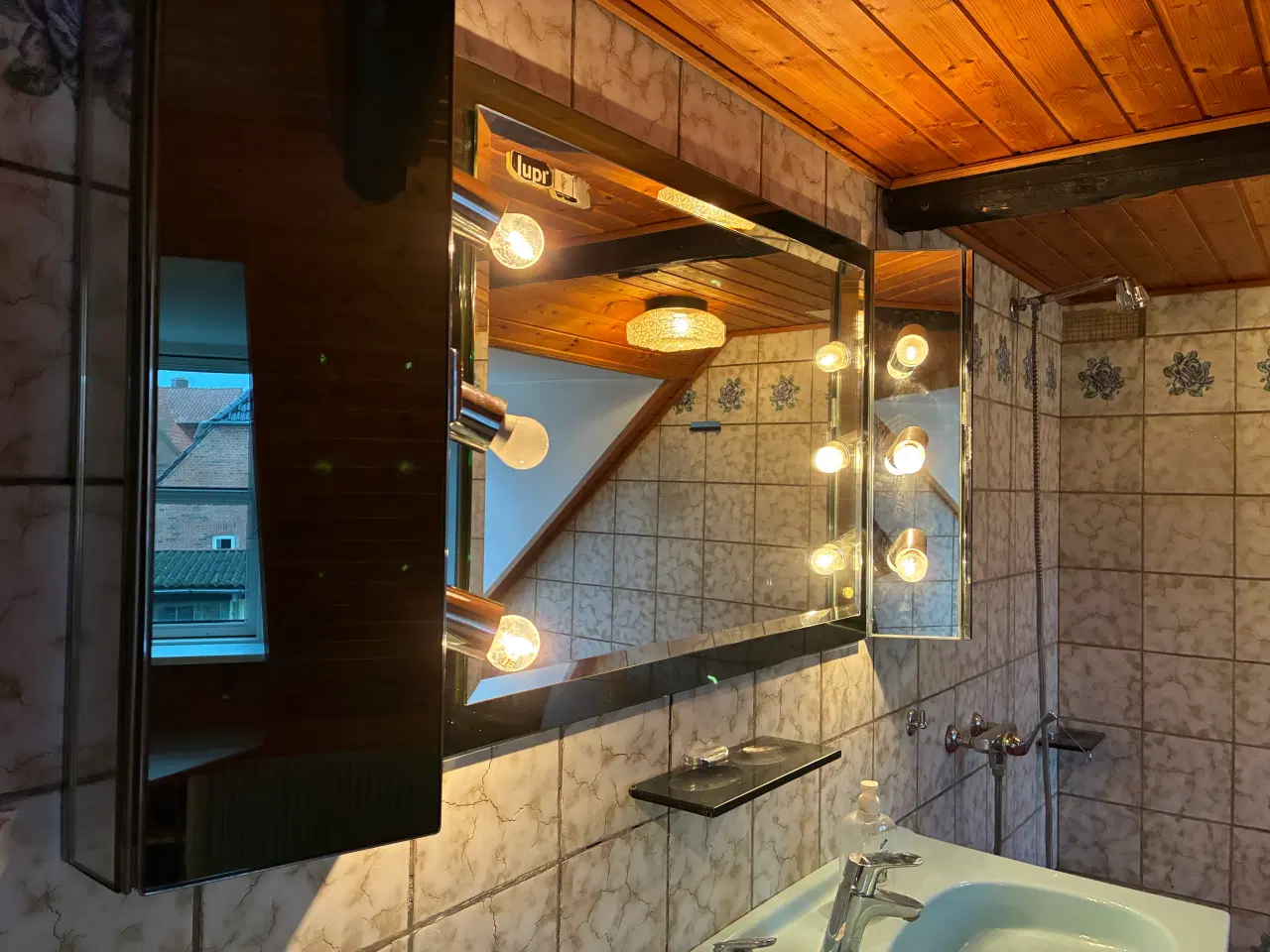 Billede 2 - Retro badeværelses spejl med lys