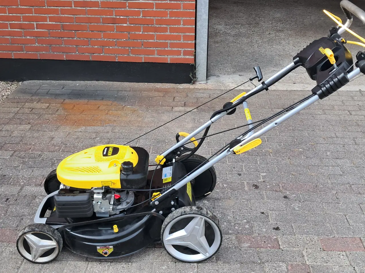 Billede 2 - Plæneklipper med el start 