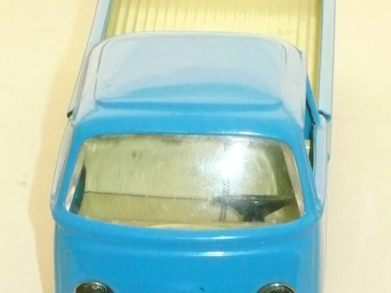 Billede 3 - Velholdt VW Modelbil