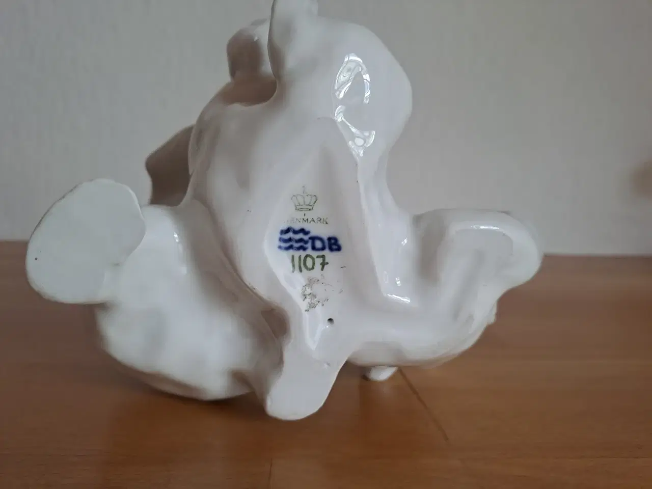 Billede 4 - Bing & Grøndahl porcelænsfigur isbjørne unger