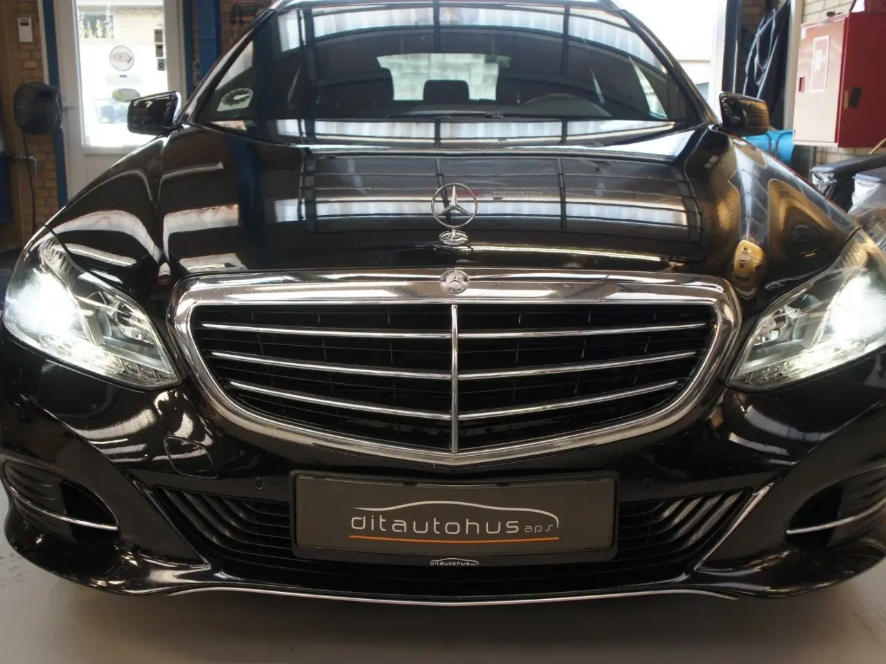 Billede 4 - Mercedes E300 2,2 BlueTEC Hybrid Avantgarde stc. aut.