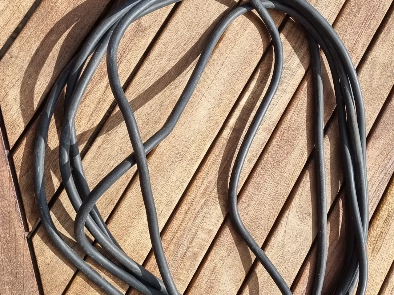 Billede 1 - Kabel cee til schuko hun stik 7 meter