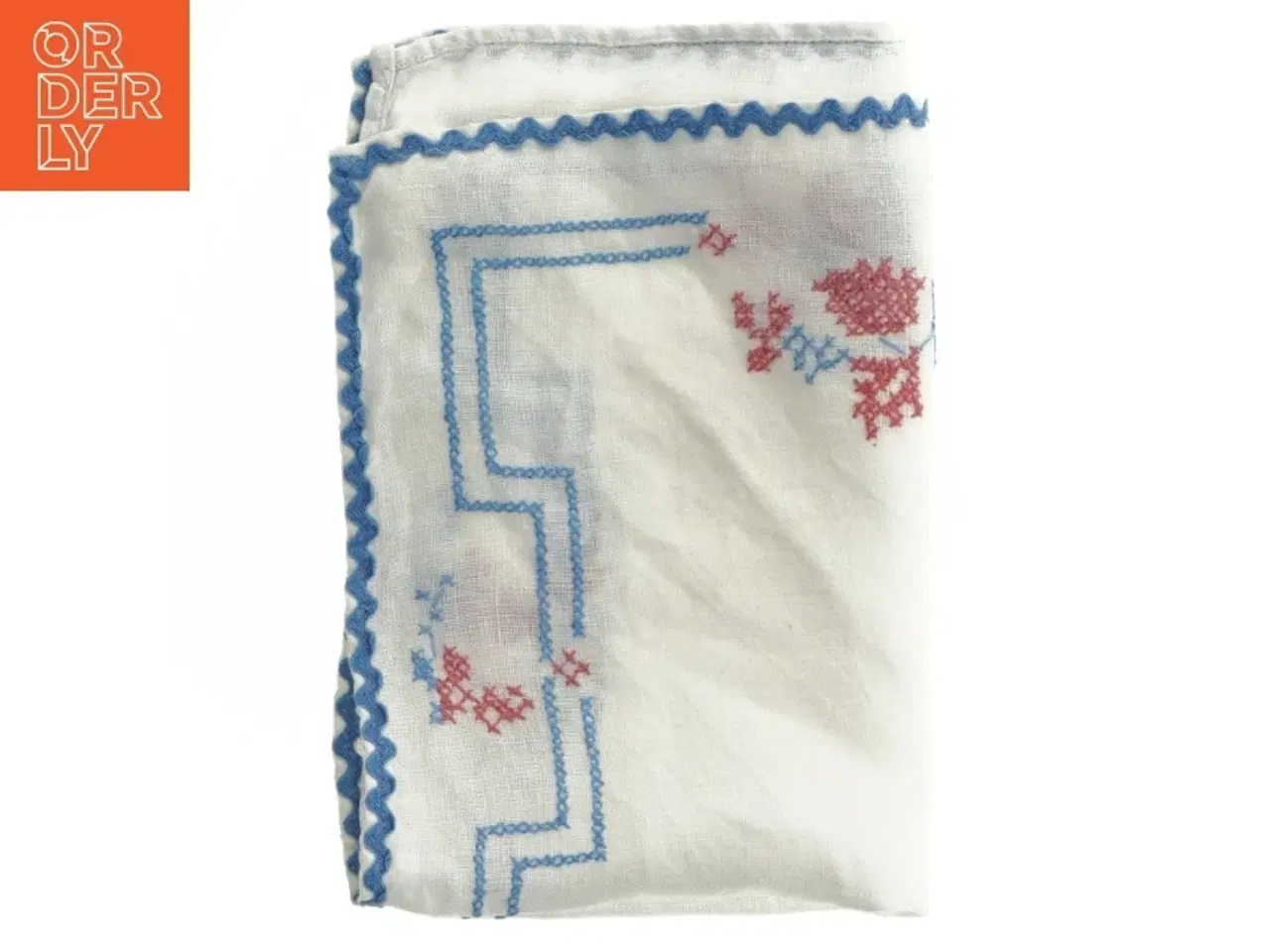 Billede 1 - Broderet dug (str. 43x30 cm)