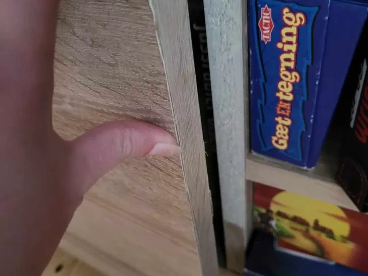 Billede 4 - HASLUND TV-bord – lys eg, 2 låger