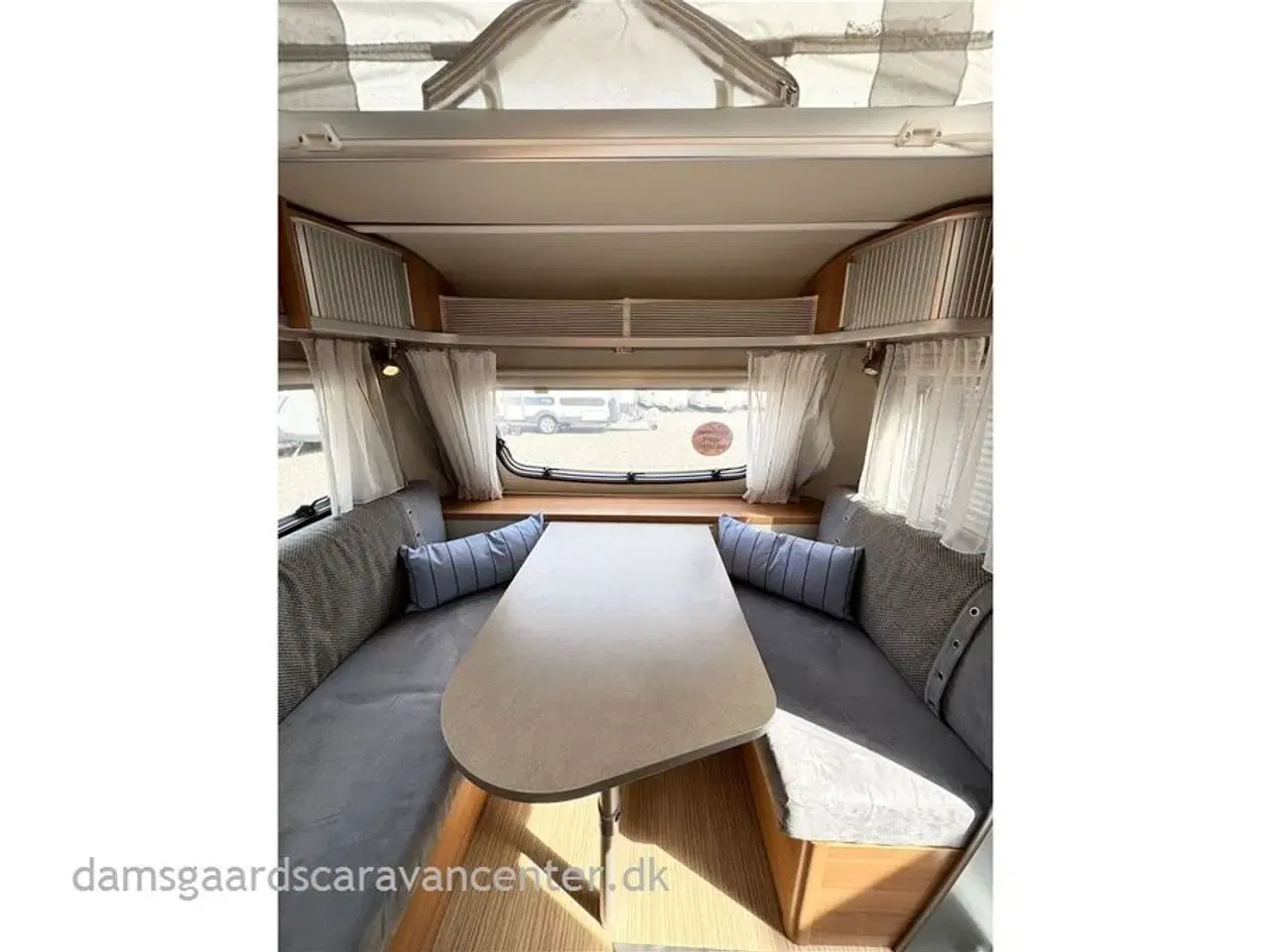 Billede 2 - 2015 - Hymer Feeling 425   Dobbeltseng-Mover-Let vogn