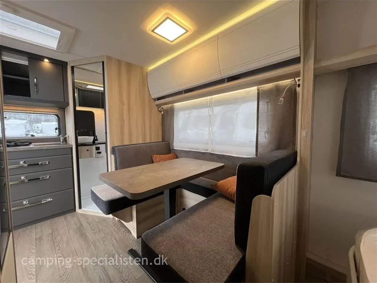 Billede 6 - 2026 - Hobby De Luxe 460 SFf   2026 Hobby De Luxe 460 SFf DK LINE - se den NU hos Camping-Specialisten.dk