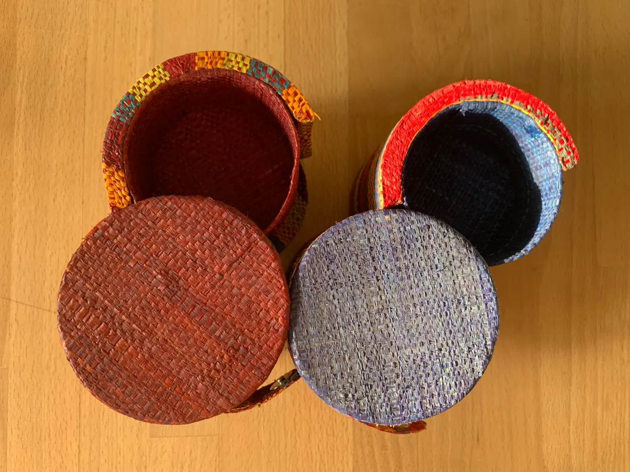 Billede 4 - 2 opbevaringscylindre eller smykkeskrin